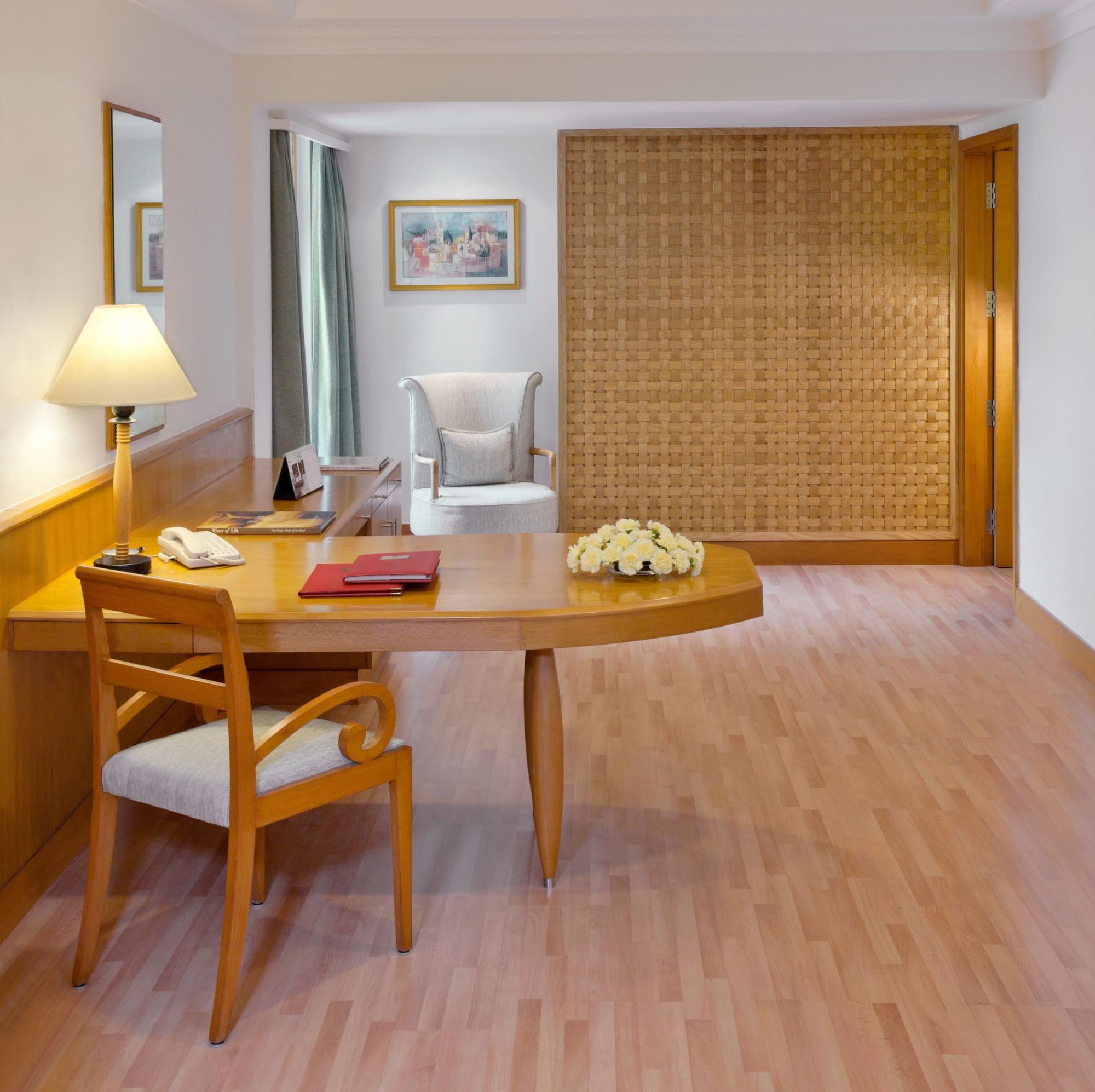 Trident Chennai Hotel Ngoại thất bức ảnh A room at the hotel