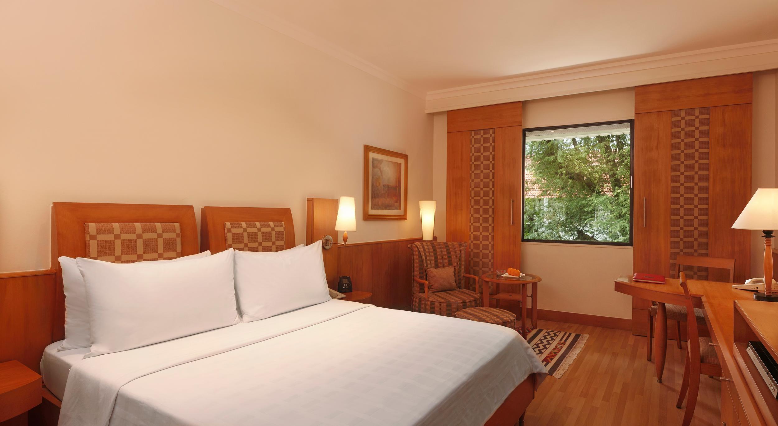 Trident Chennai Hotel Ngoại thất bức ảnh A room at the Taj Bengal