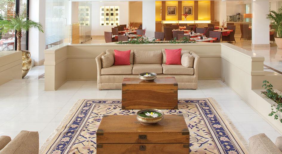 Trident Chennai Hotel Ngoại thất bức ảnh The lobby