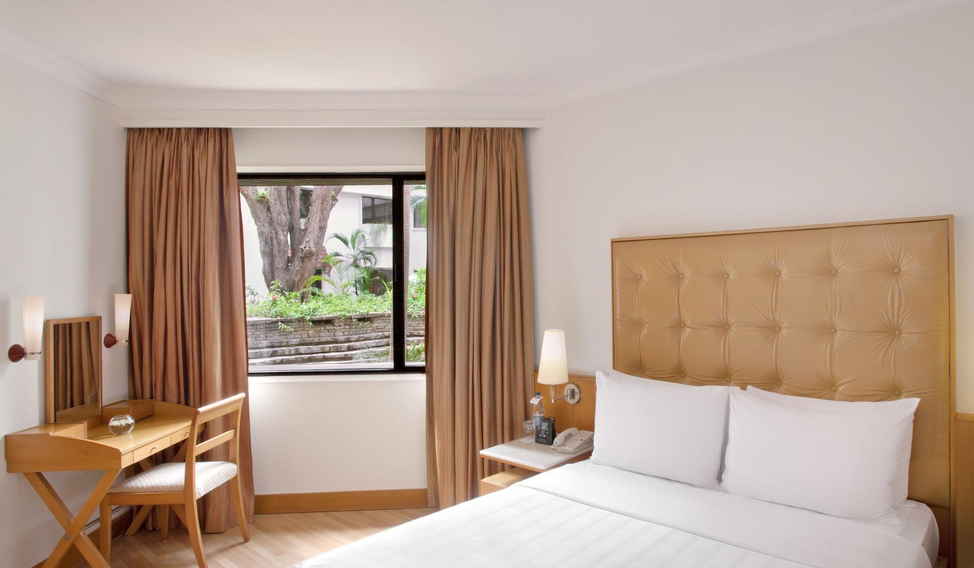 Trident Chennai Hotel Ngoại thất bức ảnh A room at the hotel