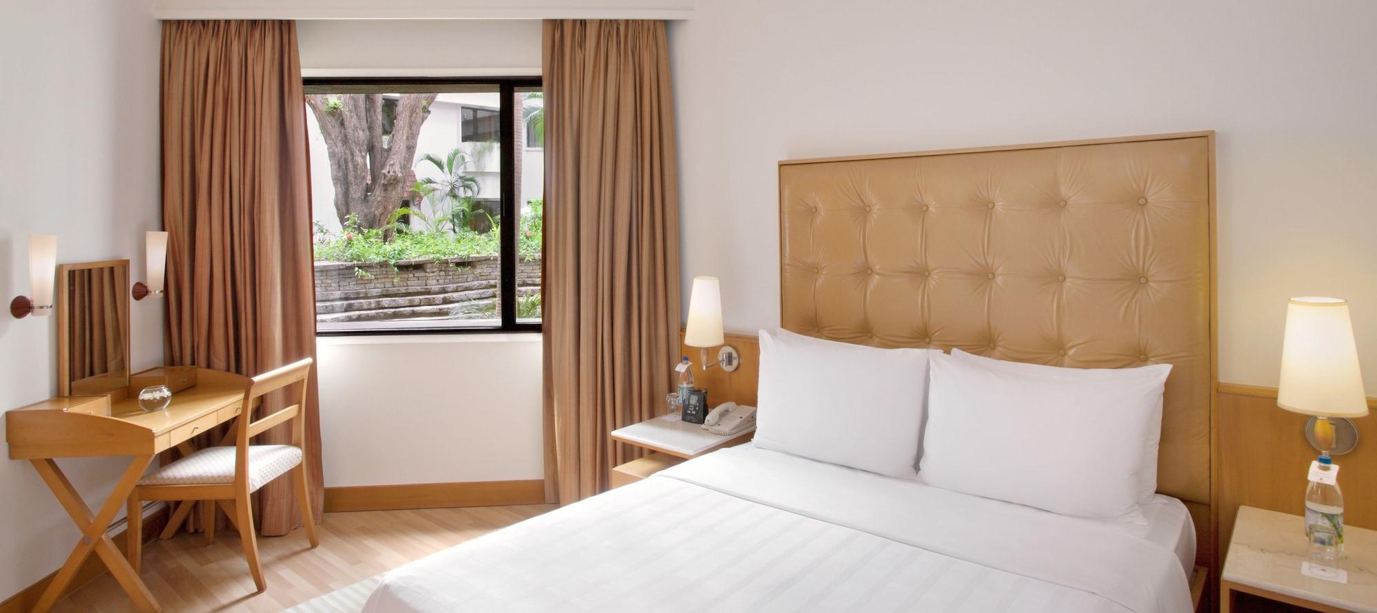Trident Chennai Hotel Ngoại thất bức ảnh A room at the hotel