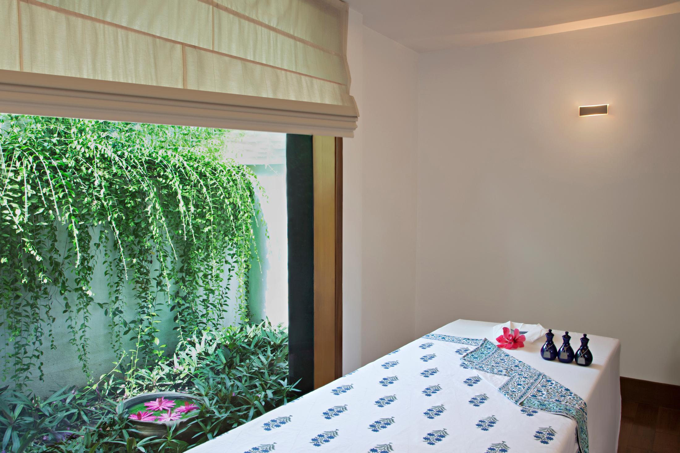 Trident Chennai Hotel Tiện nghi bức ảnh A massage table
