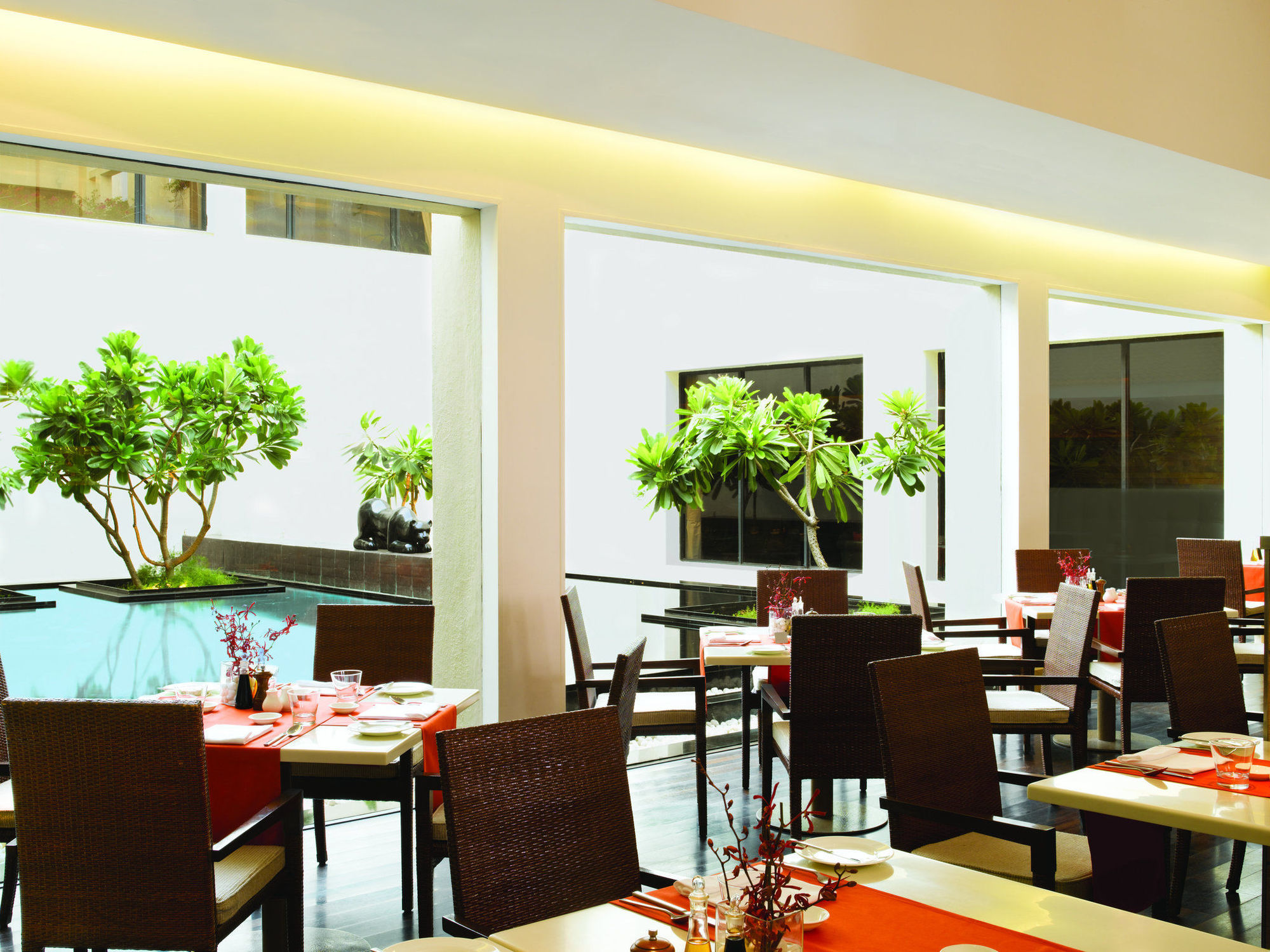 Trident Chennai Hotel Nhà hàng bức ảnh The interior of the restaurant